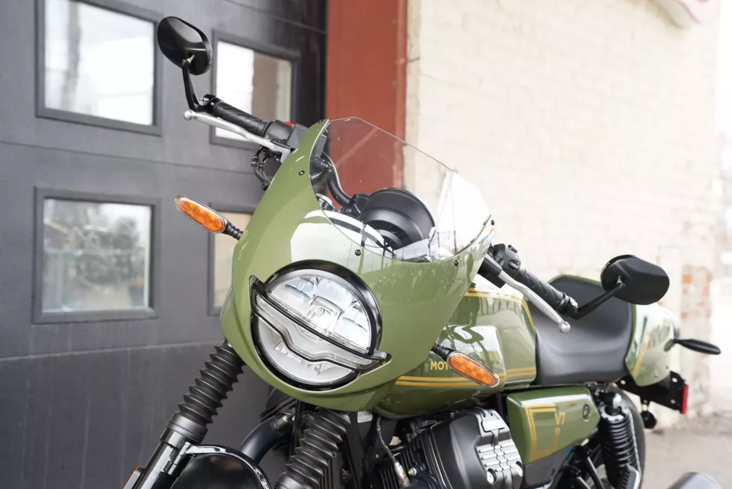 2024 Moto Guzzi V7 Stone - Forest Green Sketch Kit