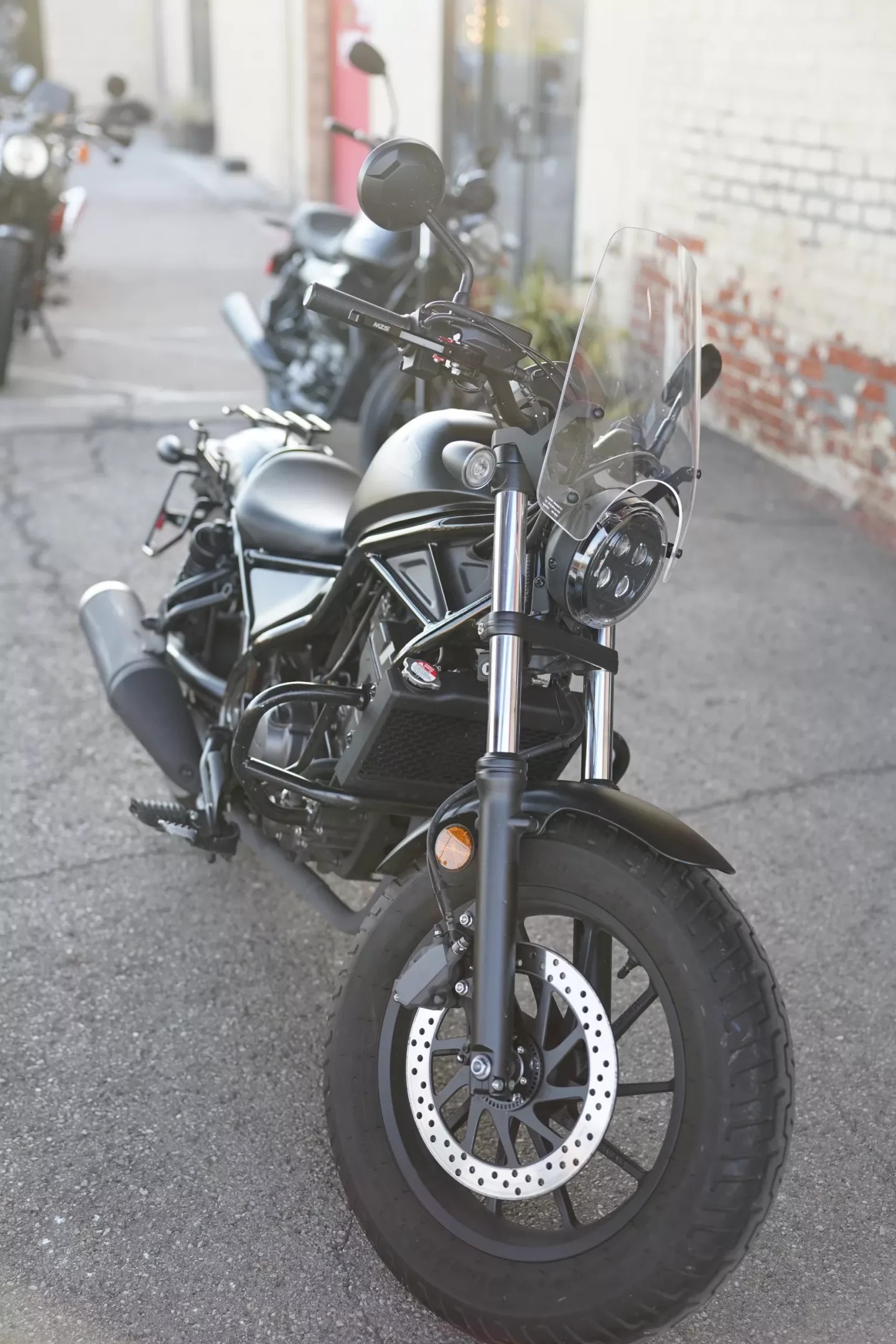 68bb22416a0f082a1f681ac8 2023 Honda Rebel 300