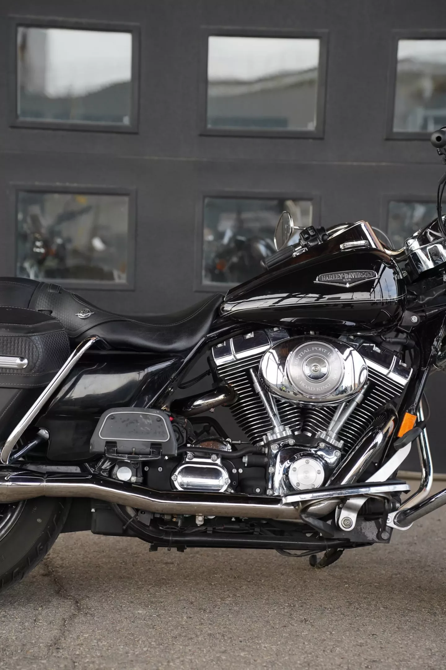 6911037fa7be80f005058f37 2005 Harley-Davidson Road King