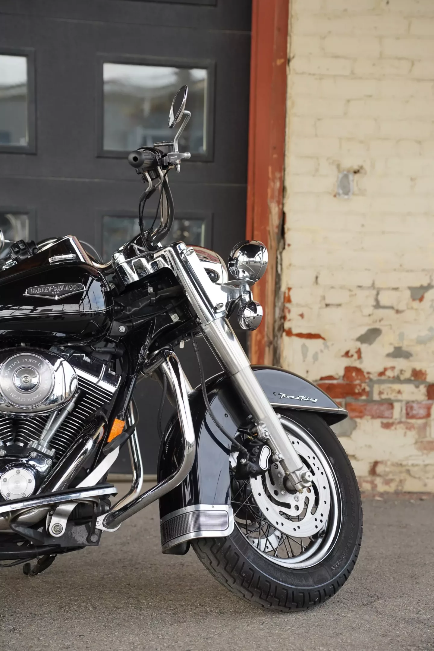 6911038a6d3a704adf0d7a02 2005 Harley-Davidson Road King