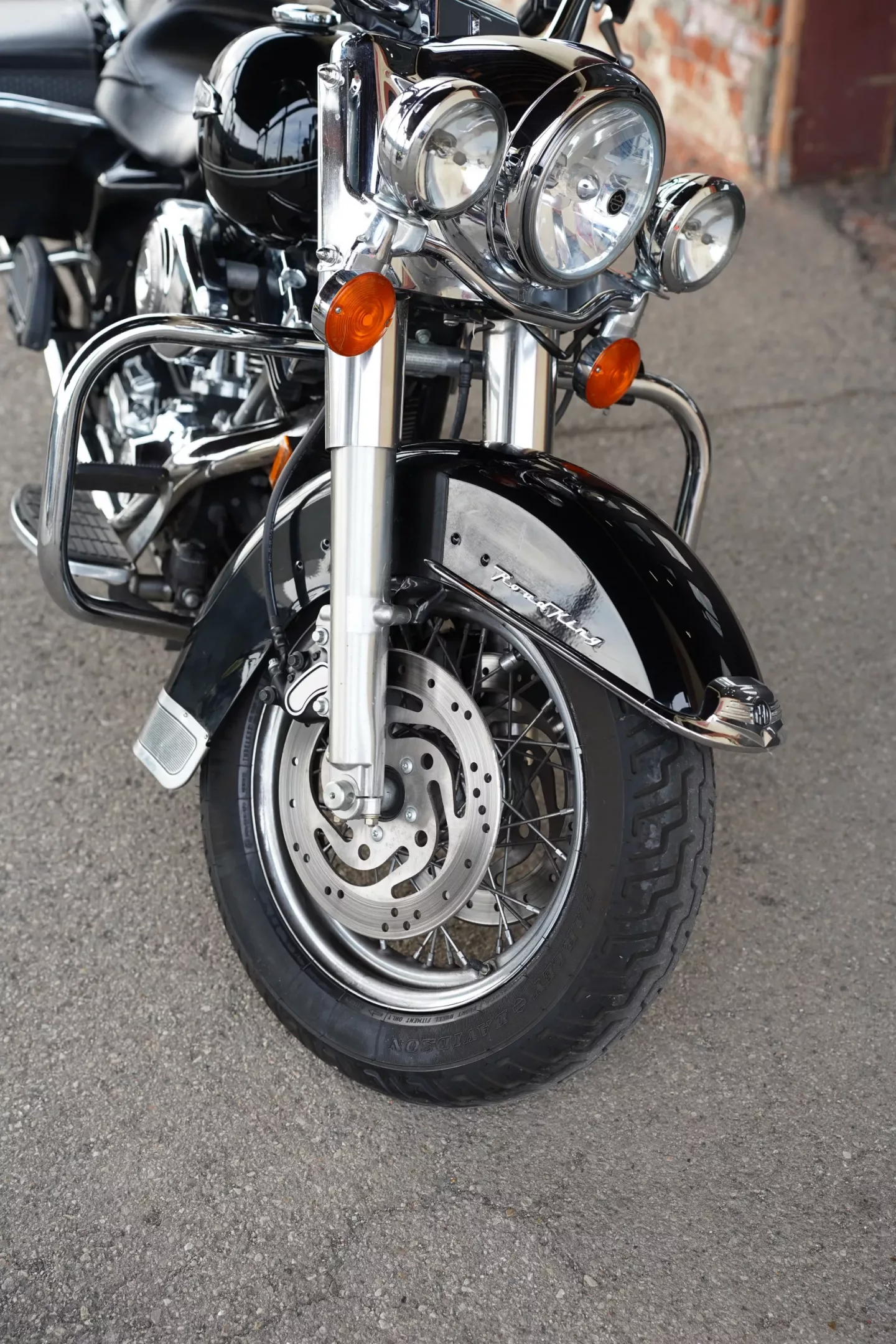 691103d53eea89796a0f4c92 2005 Harley-Davidson Road King