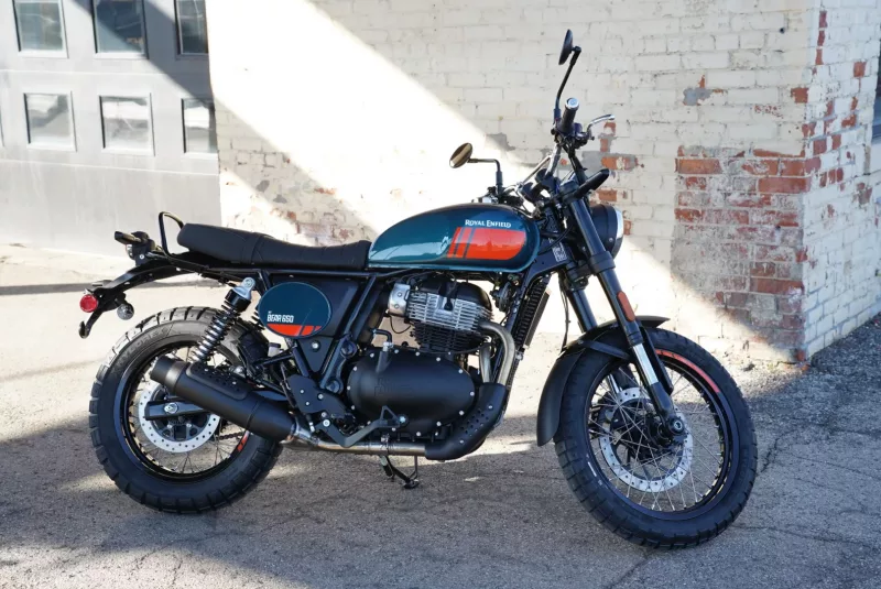 2025 Royal Enfield Bear 650 - Petrol Green