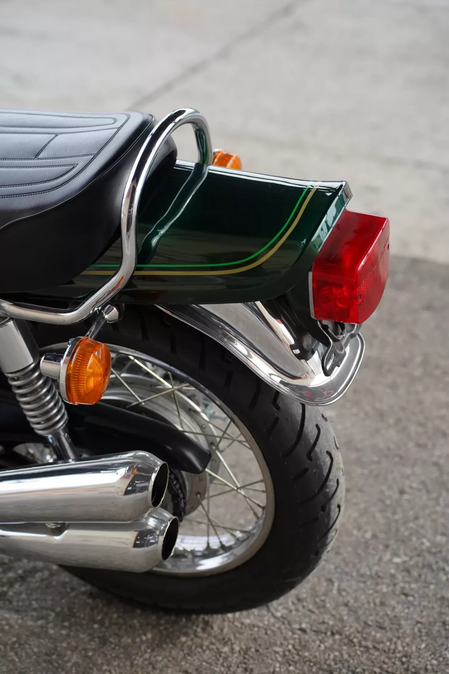699344d5806e29019309f856 1976 Kawasaki KZ900