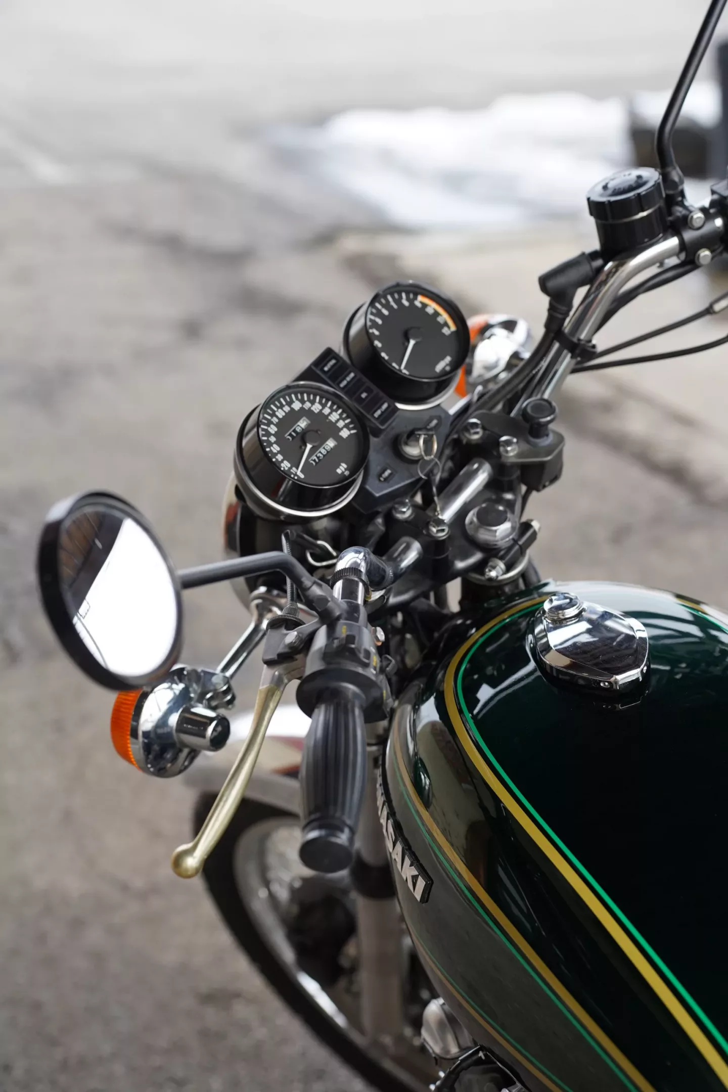 6993451990e4010e7e00cfd6 1976 Kawasaki KZ900