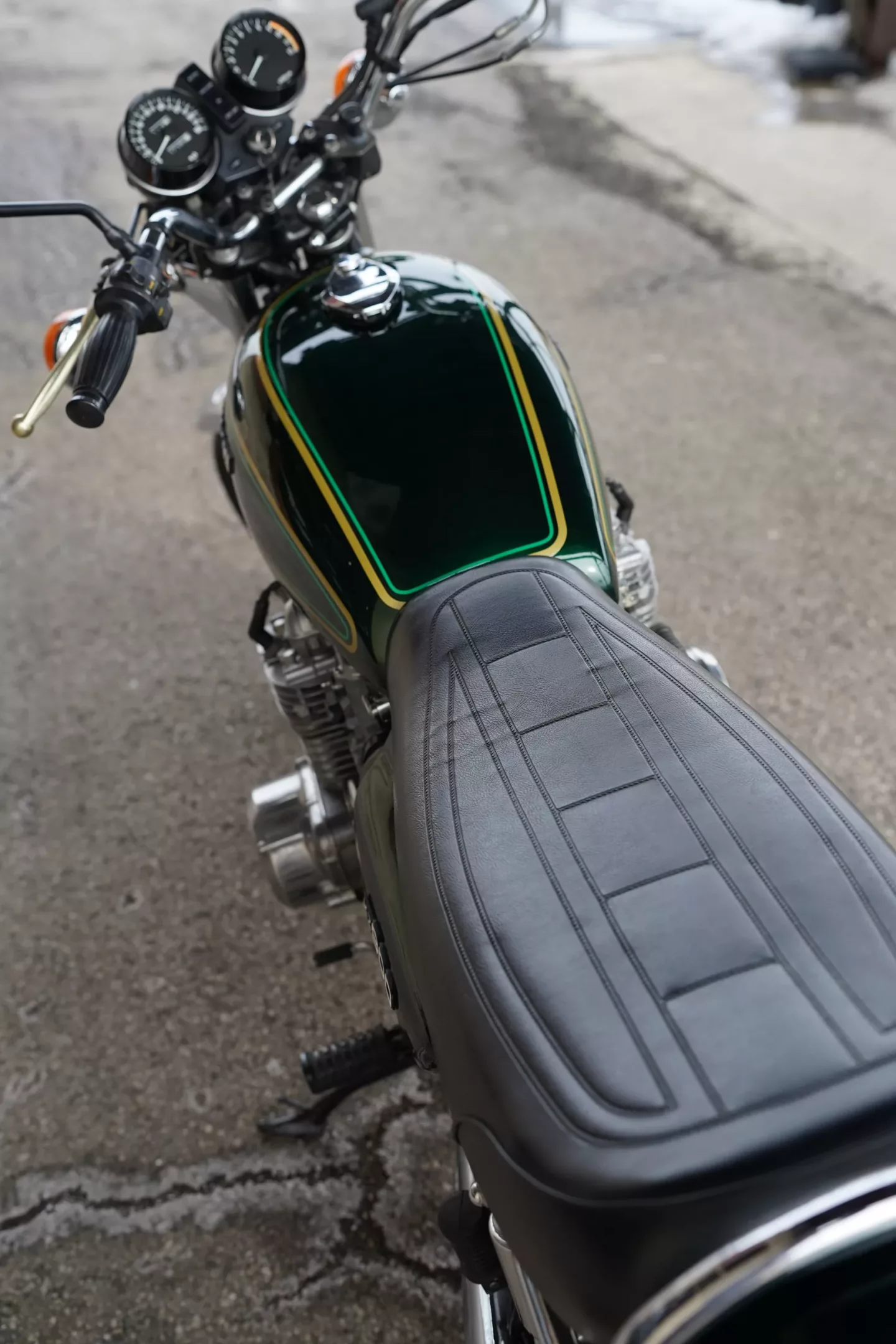 6993452b13efe68a990b1402 1976 Kawasaki KZ900