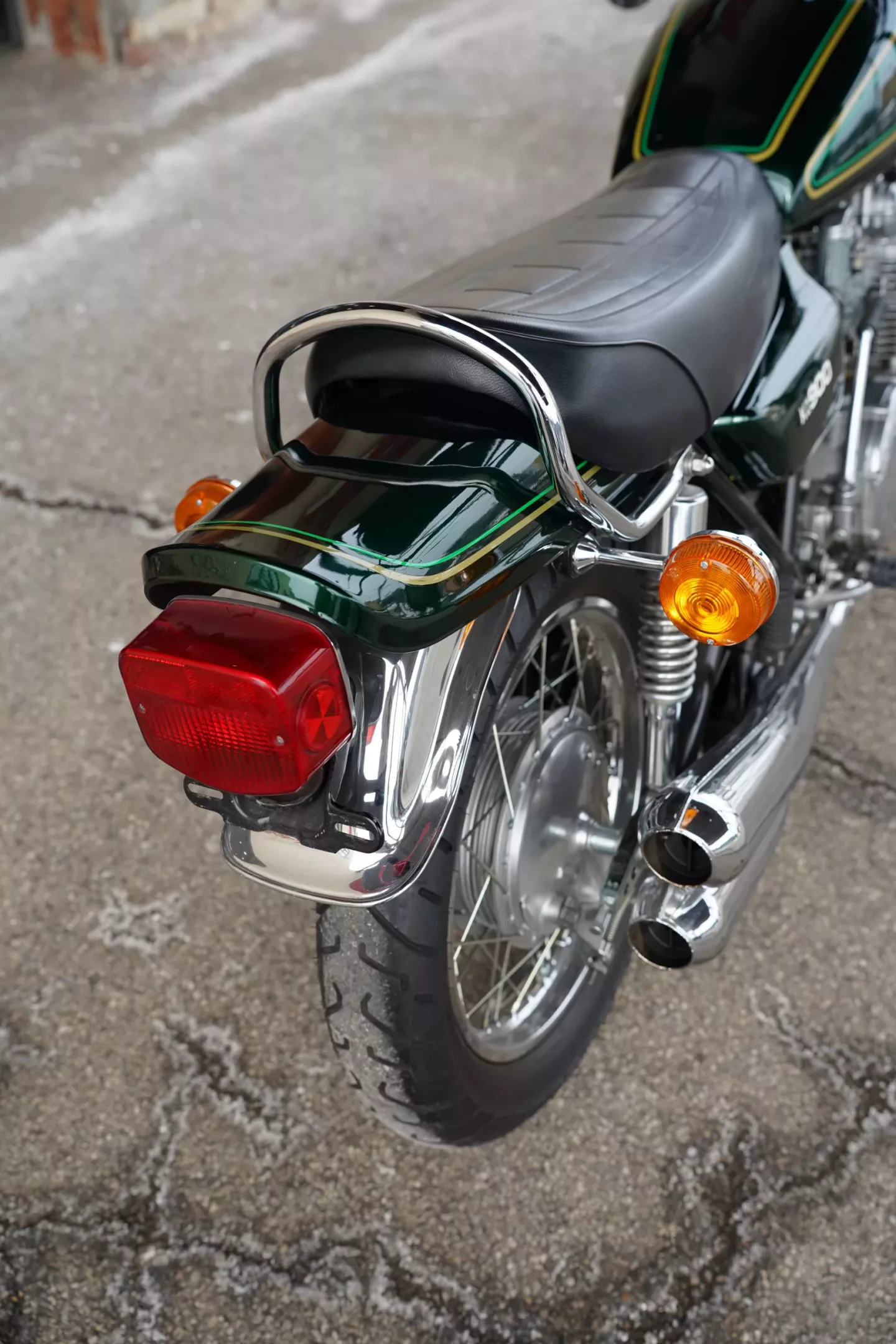 69934537aca4d97e630928e4 1976 Kawasaki KZ900