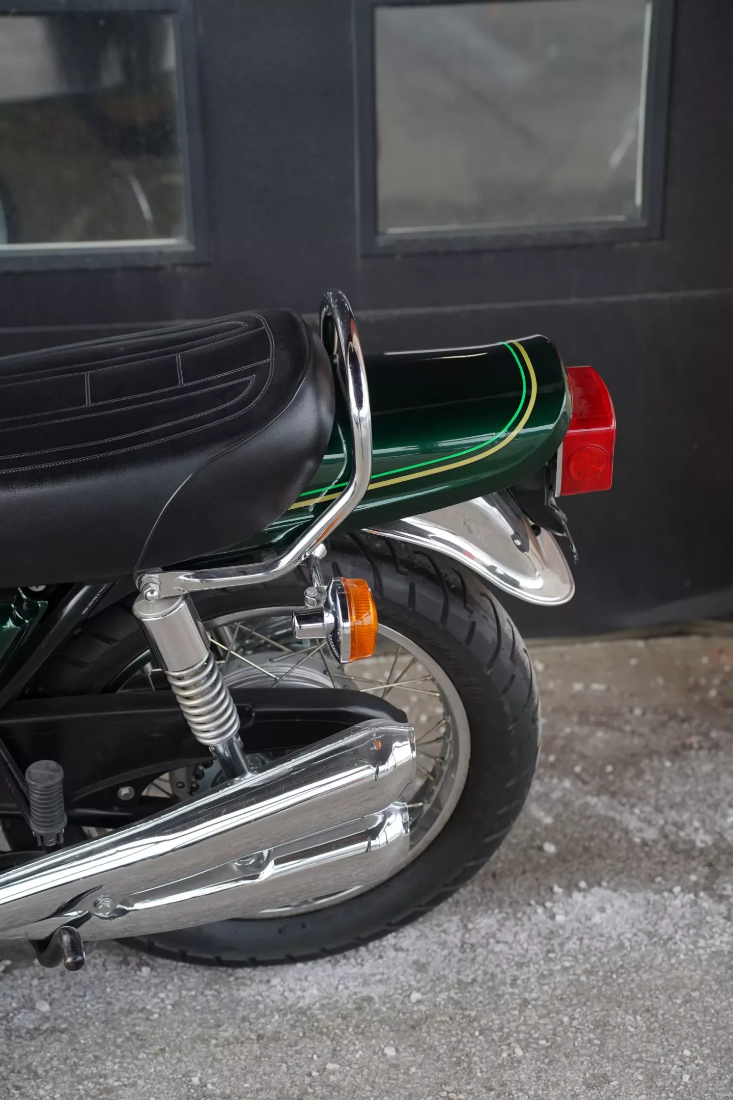 6993456f7bdf0491c80d1643 1976 Kawasaki KZ900