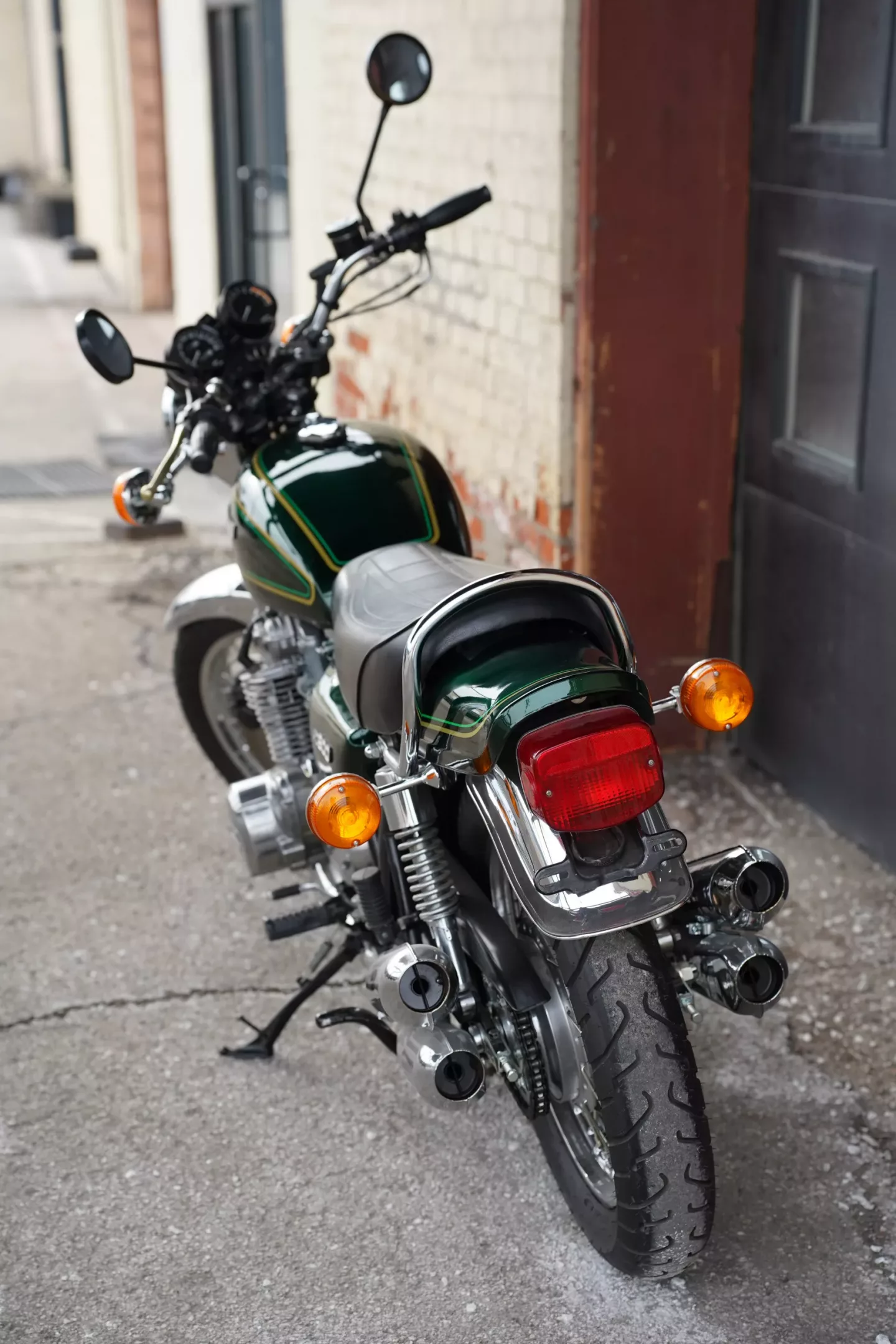 69934576ba8ac0a0b108fbd2 1976 Kawasaki KZ900