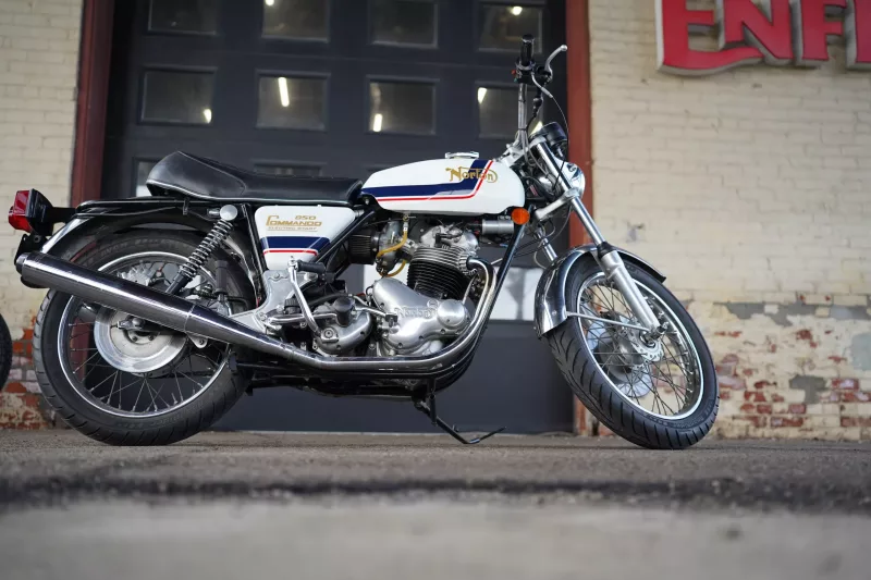 1975 Norton Commando 850