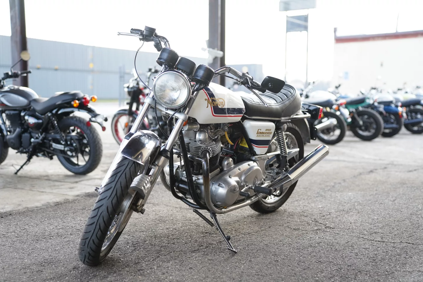 69a08d29c523405d320dafb2 1975 Norton Commando 850