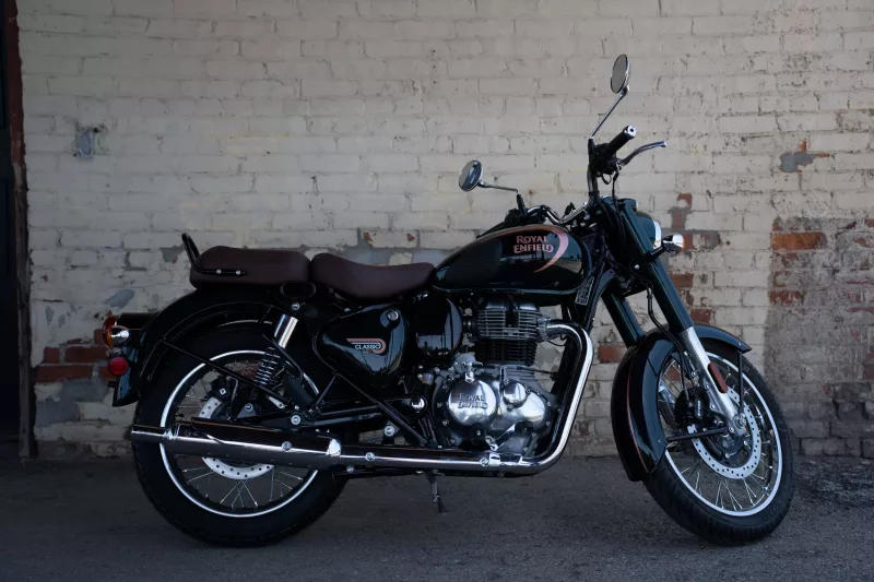 2024 Royal Enfield Classic 350 - Halcyon Green