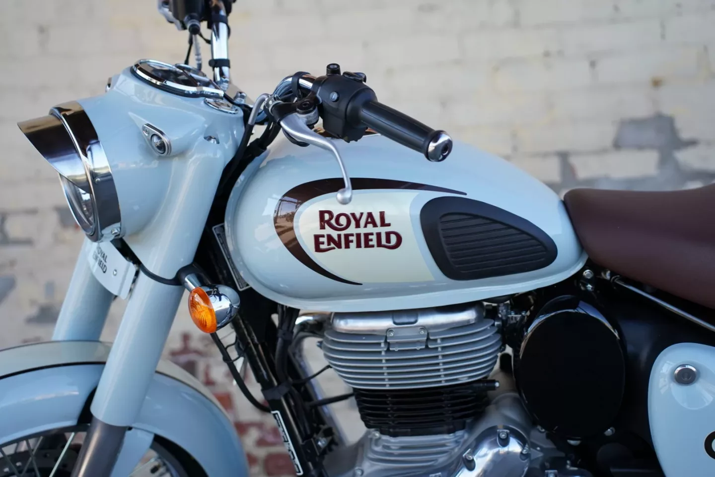 69baccb669cb97e52c087a77 2024 Royal Enfield Classic 350 - Halcyon Grey