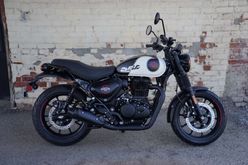 2026 Royal Enfield Hunter 350 - Tokyo Black