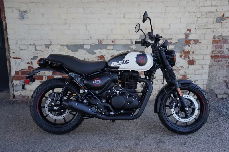 2026 Royal Enfield Hunter 350 - Tokyo Black - DEMO