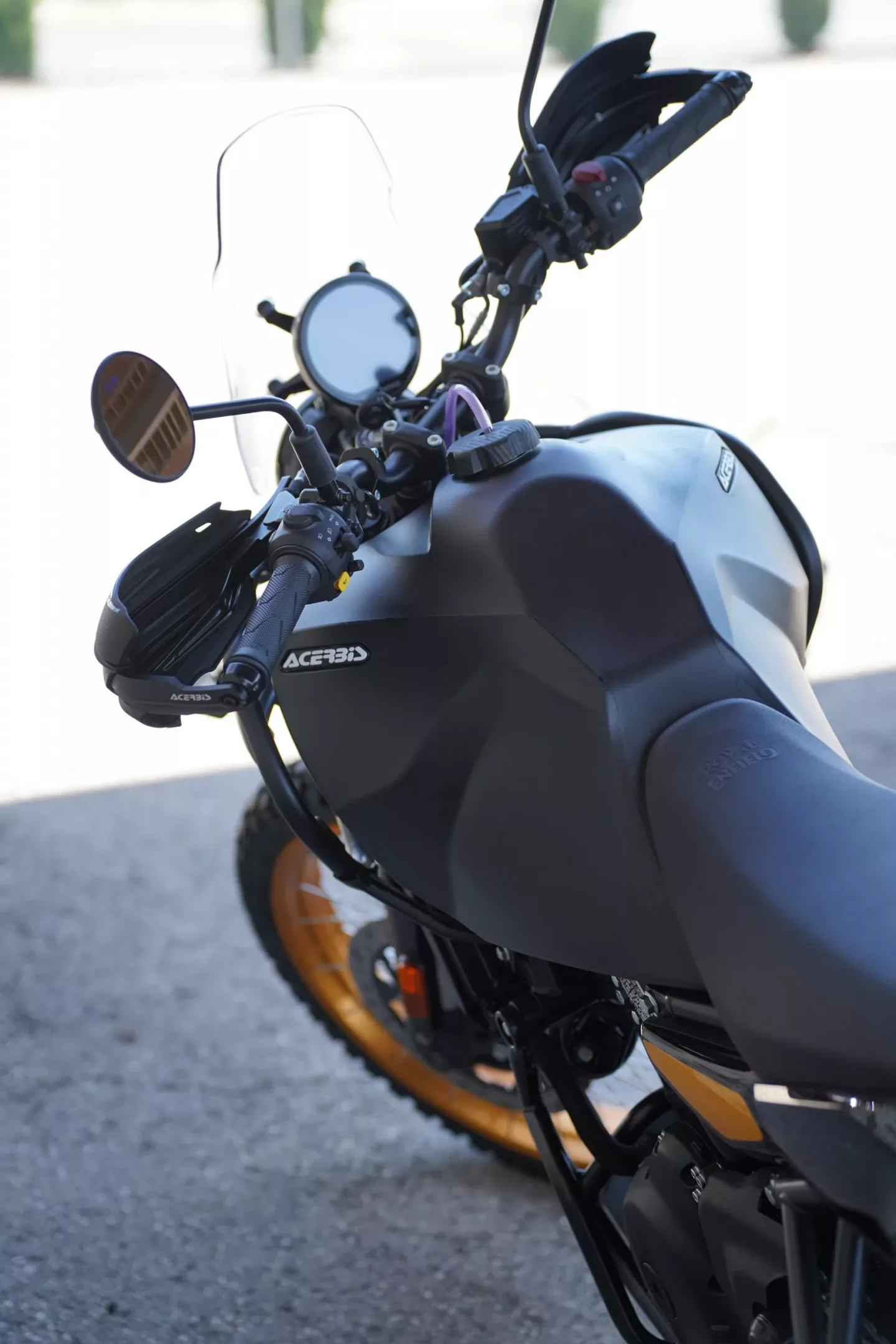 DSC00104 2026 Royal Enfield Himalayan - Hanle Black Tubeless Rally Edition