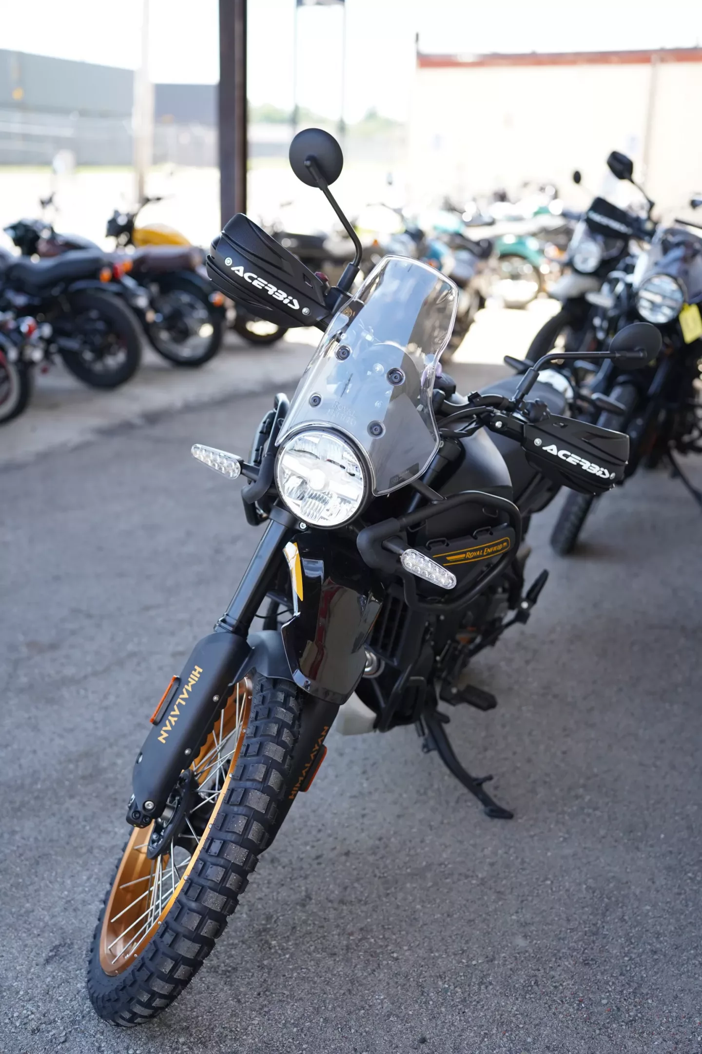DSC00109 2026 Royal Enfield Himalayan - Hanle Black Tubeless Rally Edition