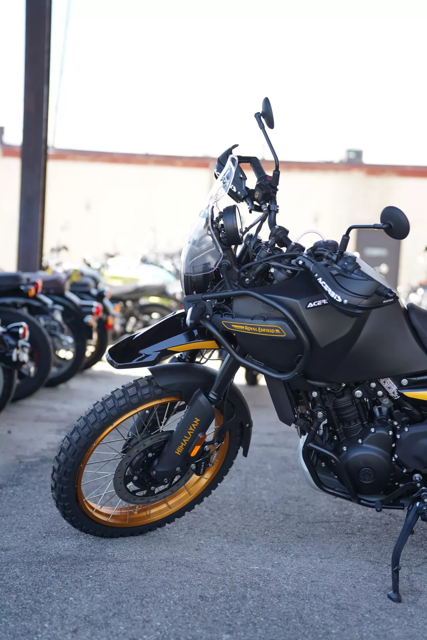DSC00113 2026 Royal Enfield Himalayan - Hanle Black Tubeless Rally Edition