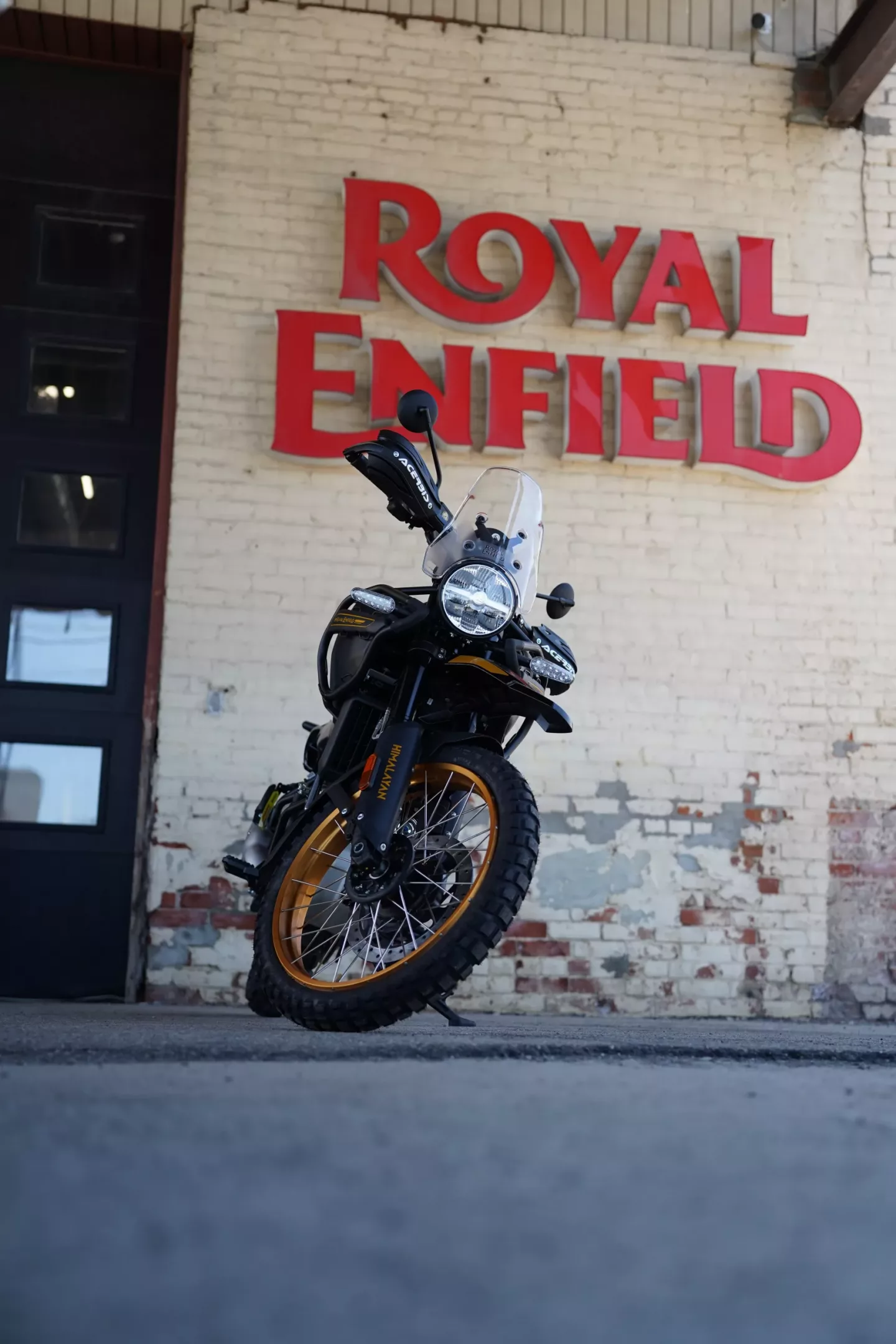 DSC00122 2026 Royal Enfield Himalayan - Hanle Black Tubeless Rally Edition