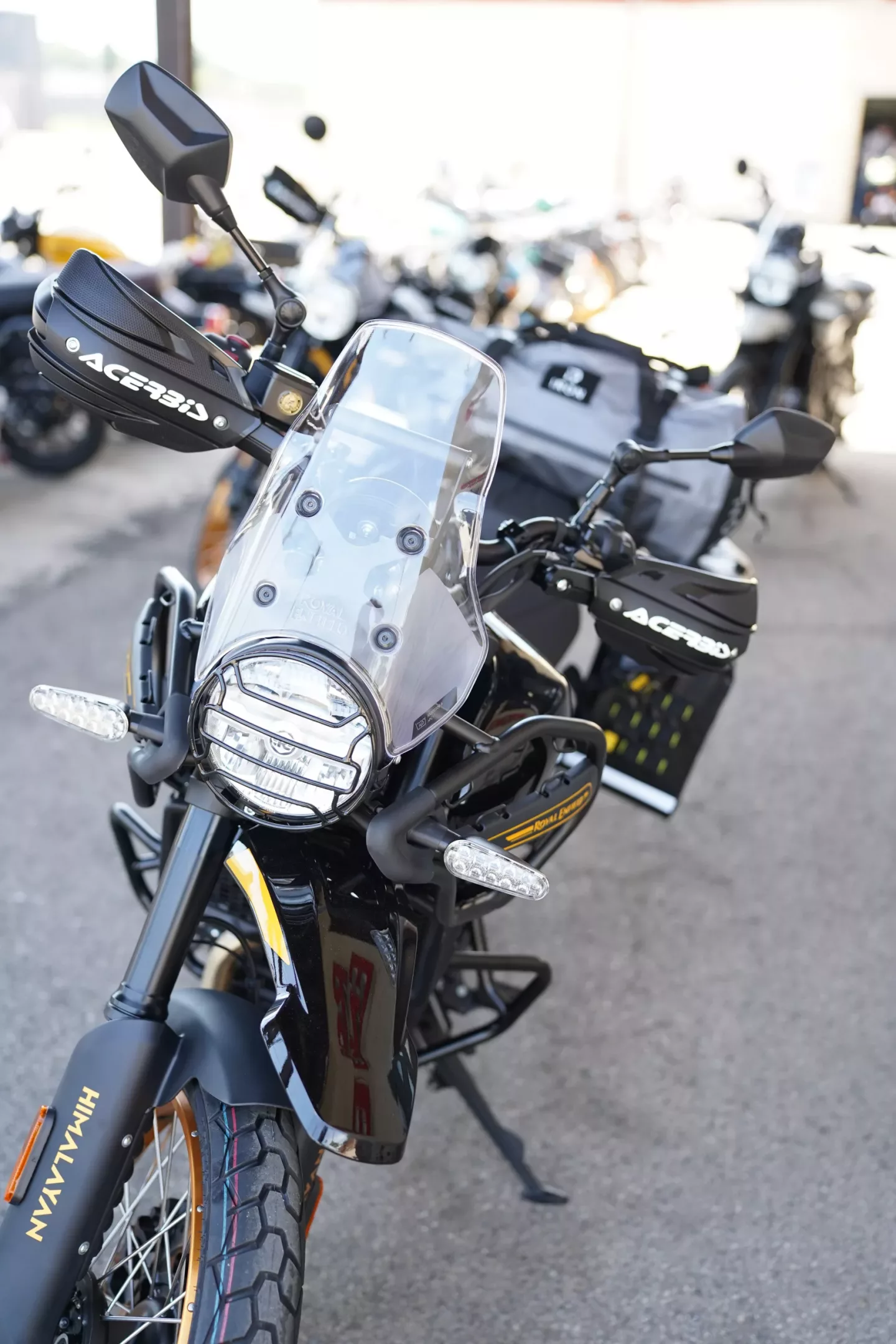 DSC00138 (1) 2026 Royal Enfield Himalayan - Hanle Black Tubeless Adventure Edition