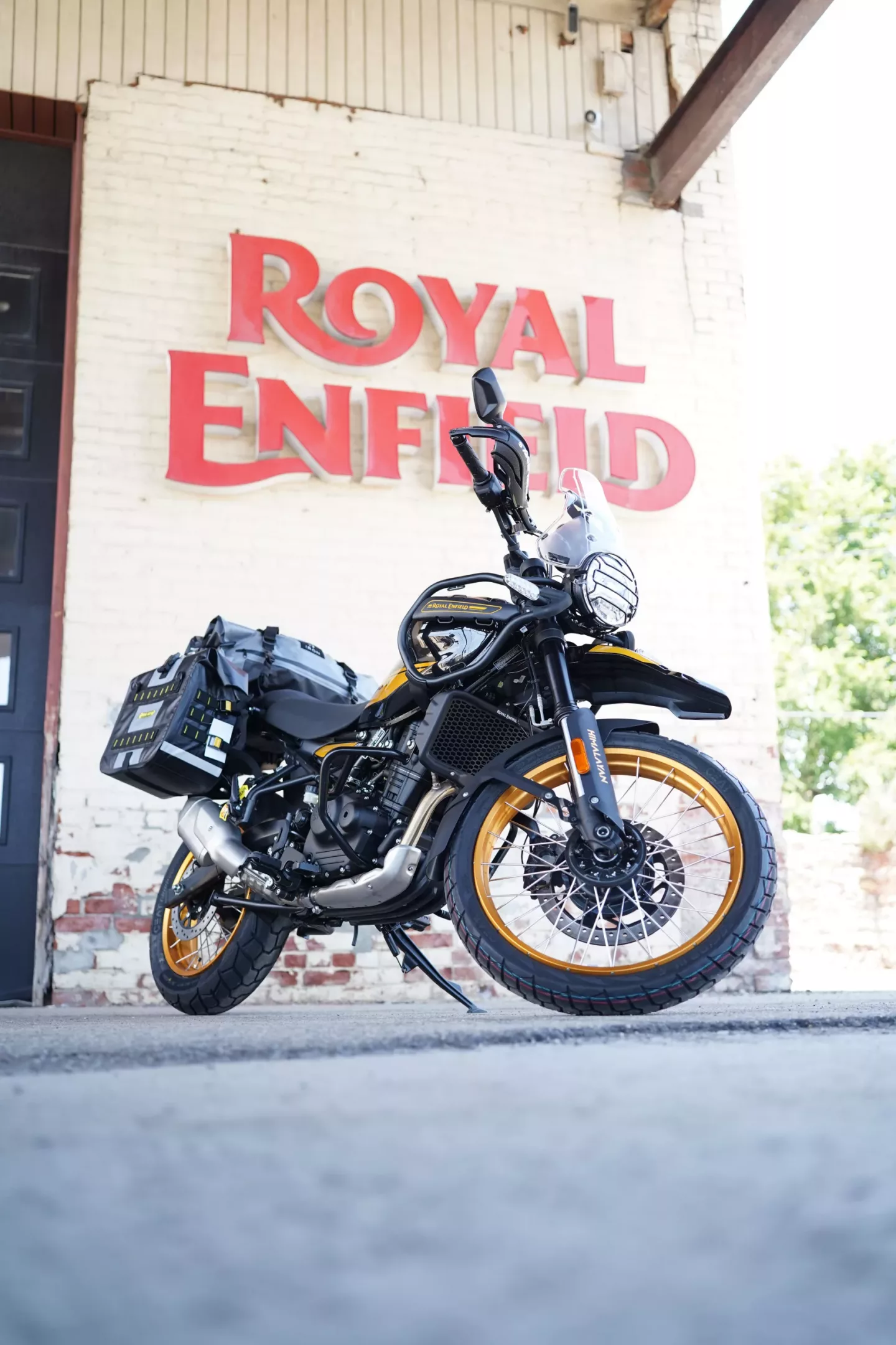 DSC00145 2026 Royal Enfield Himalayan - Hanle Black Tubeless Adventure Edition