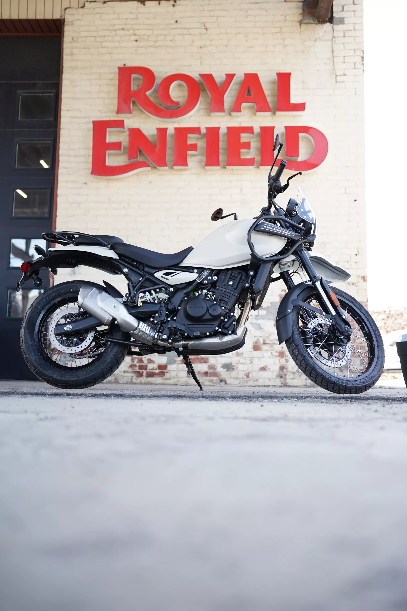 2026 Royal Enfield Himalayan - Kaza Brown Lowered Edition - Image 16
