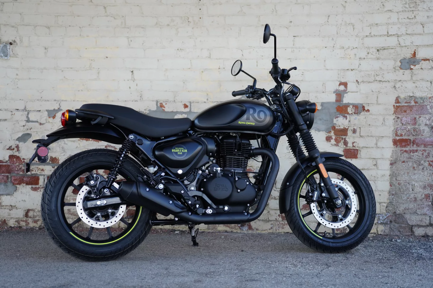 2026 Royal Enfield Hunter 350 - Graphite Grey