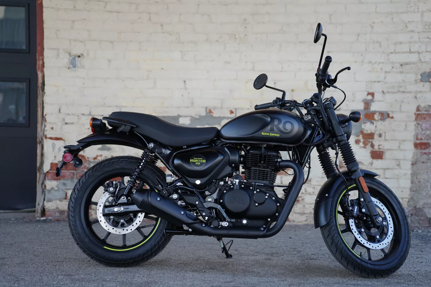 2026 Royal Enfield Hunter 350 - Graphite Grey