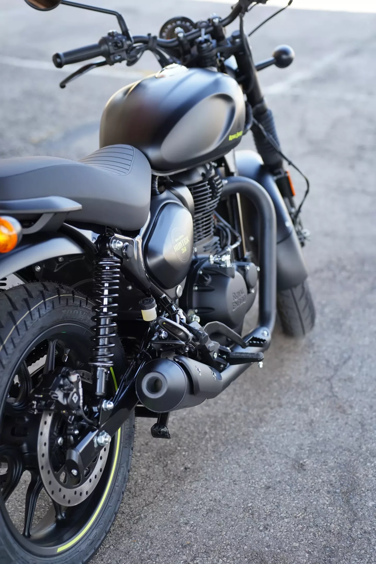 2026 Royal Enfield Hunter 350 - Graphite Grey
