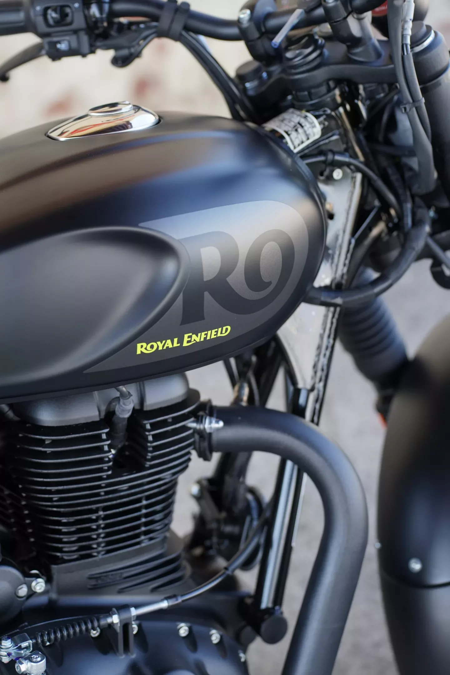 2026 Royal Enfield Hunter 350 - Graphite Grey