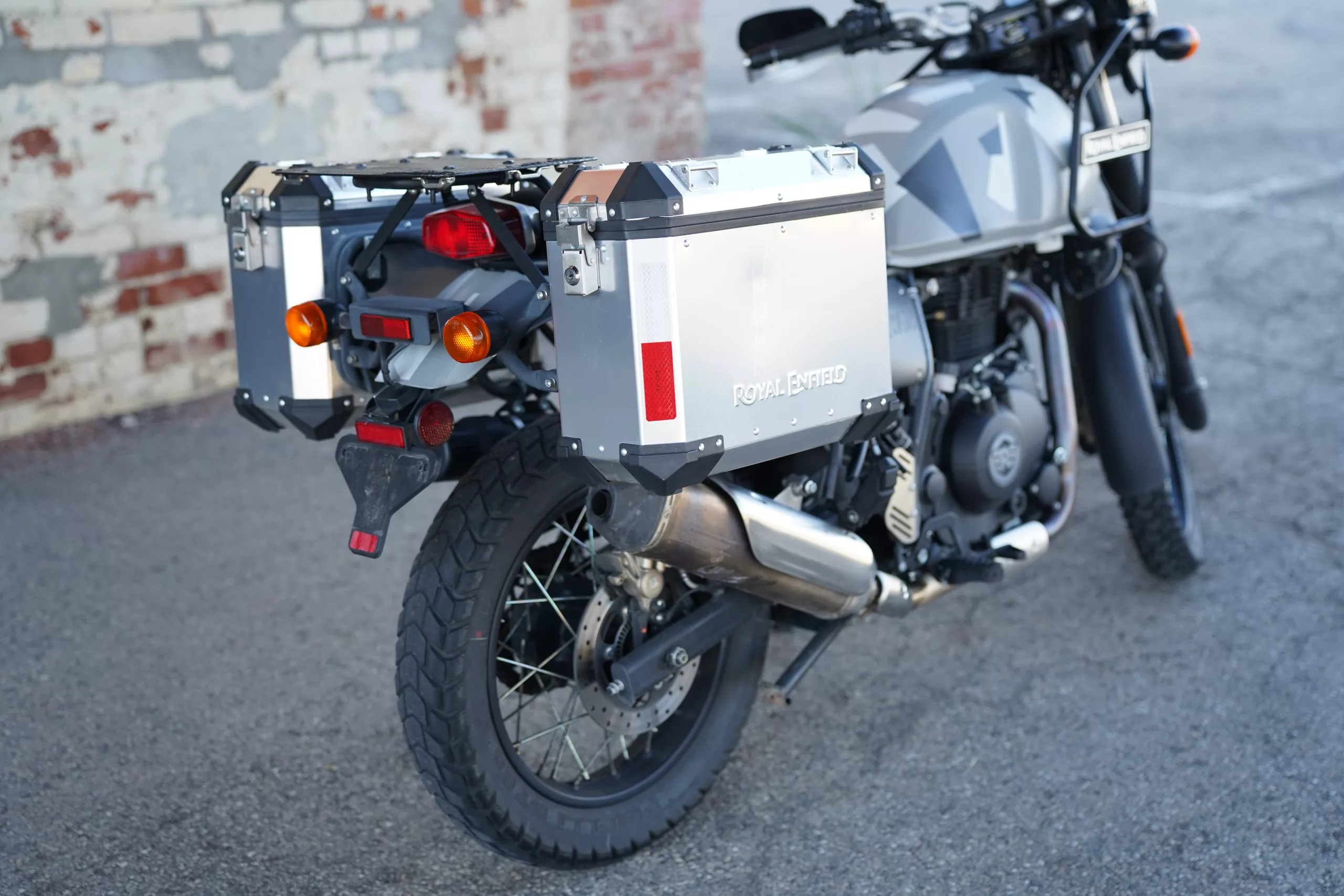 2019 Royal Enfield Himalayan 411 - Sleet Grey - Image 30