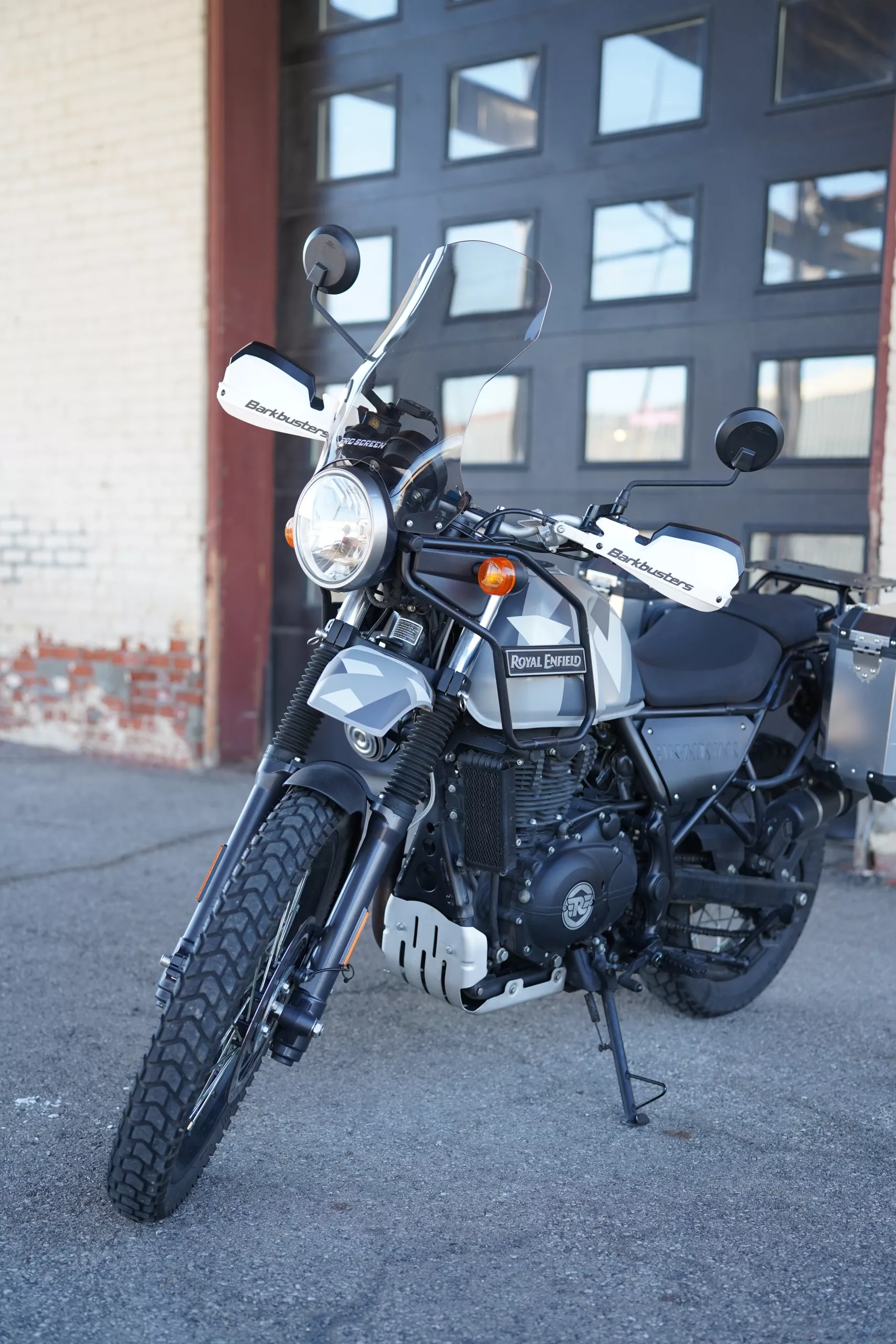 2019 Royal Enfield Himalayan 411 - Sleet Grey - Image 17