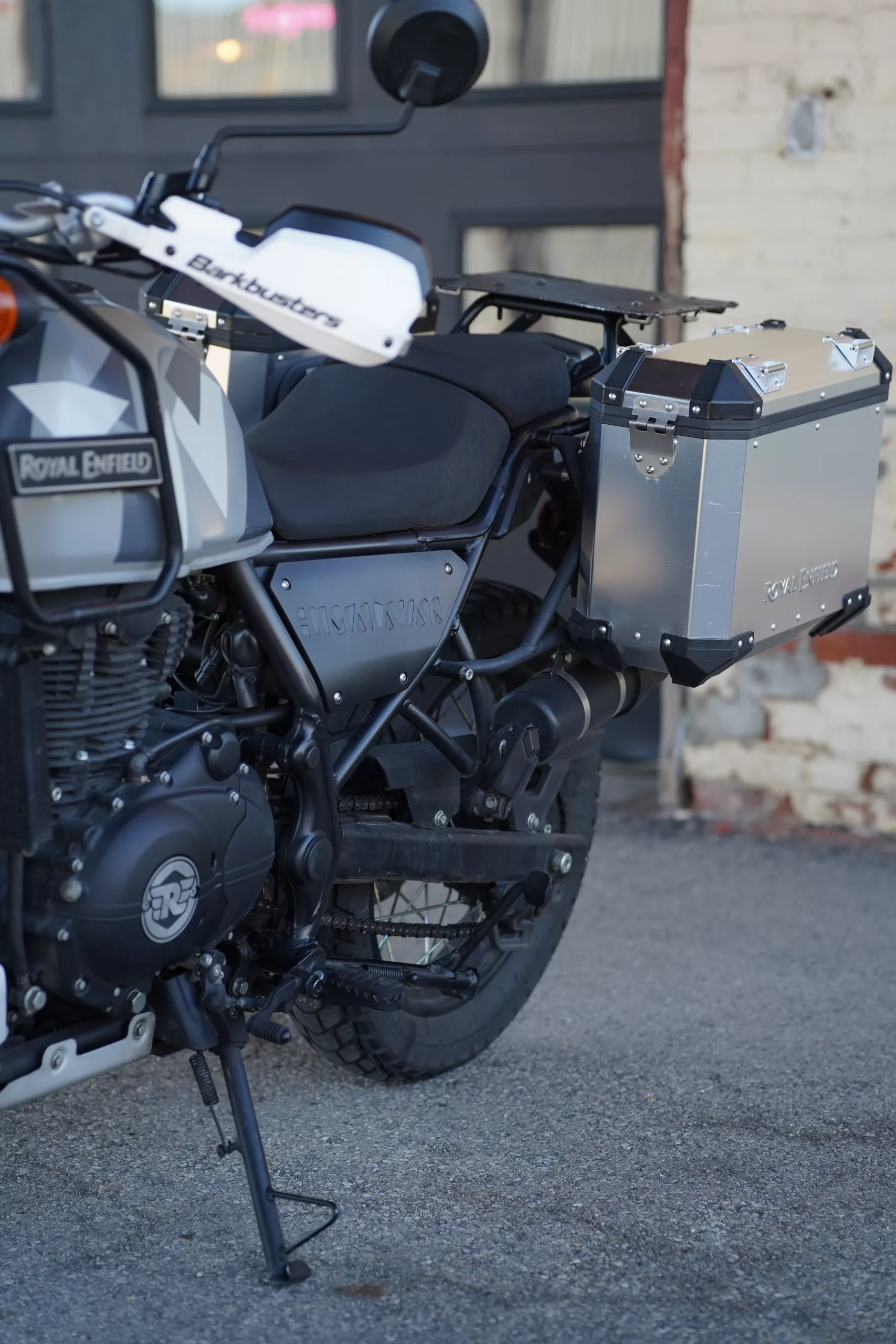 2019 Royal Enfield Himalayan 411 - Sleet Grey - Image 15