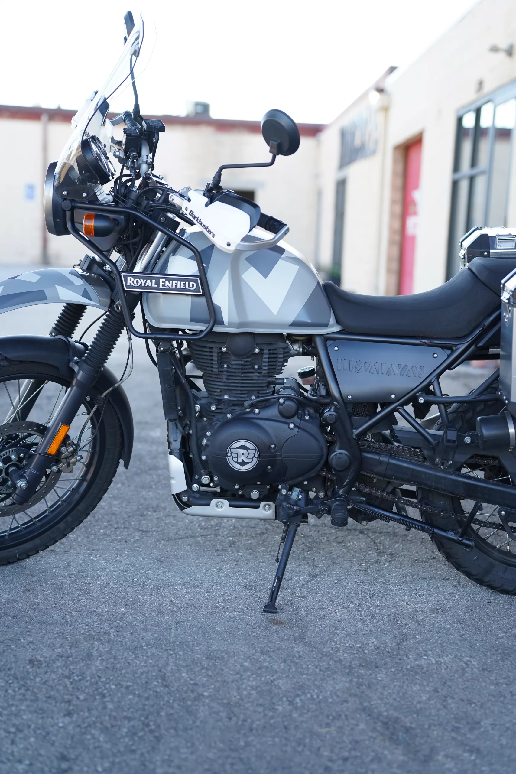 2019 Royal Enfield Himalayan 411 - Sleet Grey - Image 13