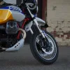 2027 Moto Guzzi V85TT - Giallo Wadi