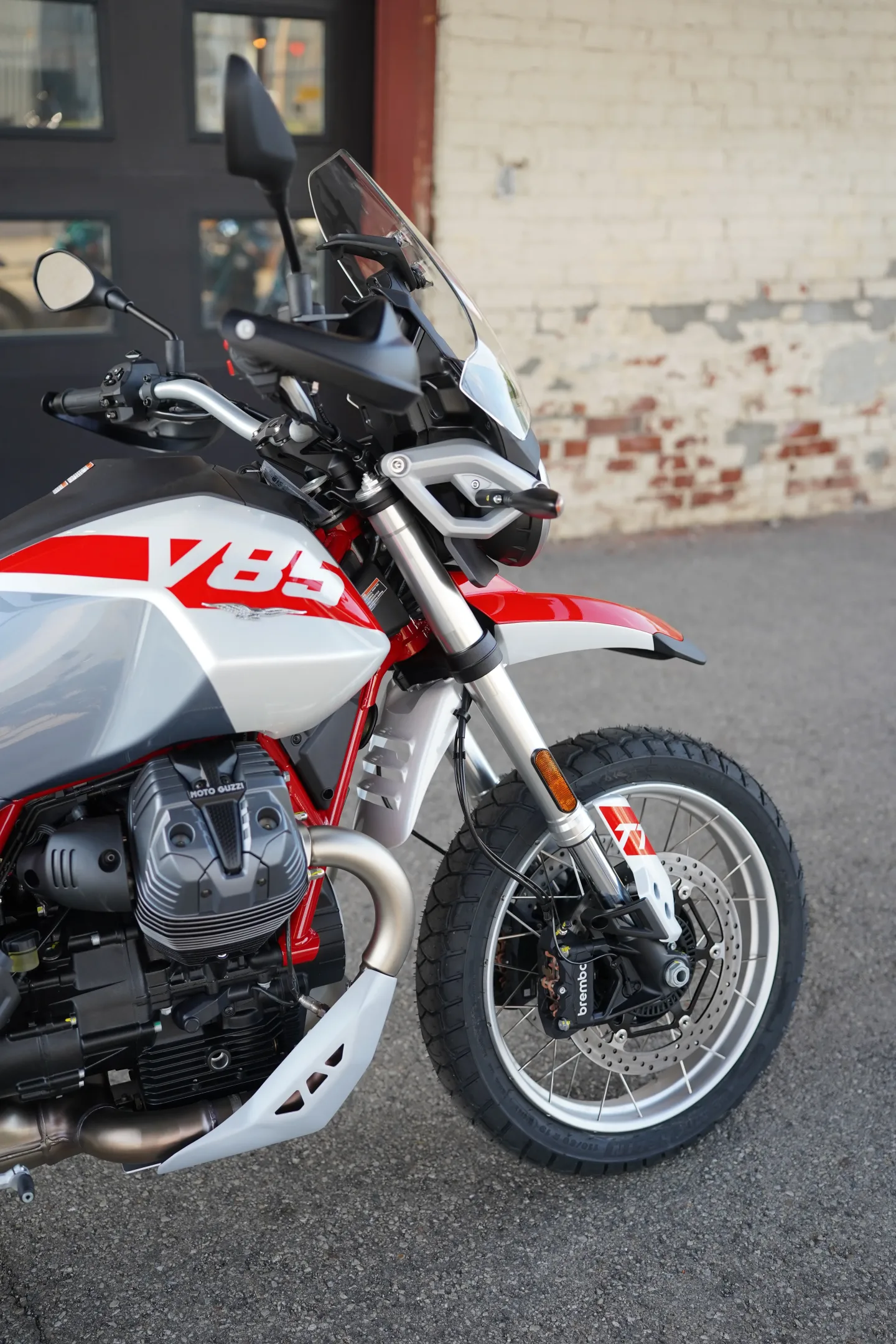 DSC00557_result 2027 Moto Guzzi V85TT - Grigio Yanar Dag