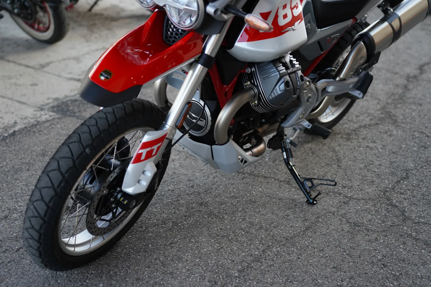 DSC00568_result 2027 Moto Guzzi V85TT - Grigio Yanar Dag