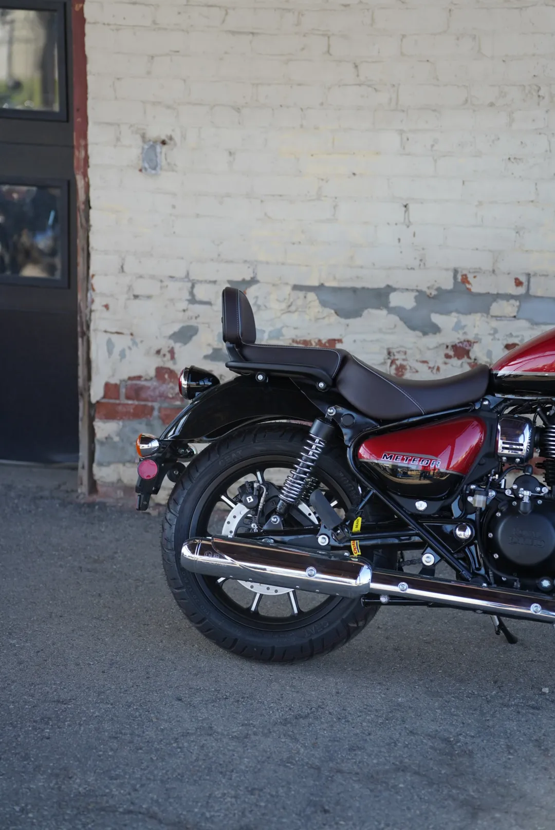 DSC00633 2024 Royal Enfield Meteor 350 - Supernova Red