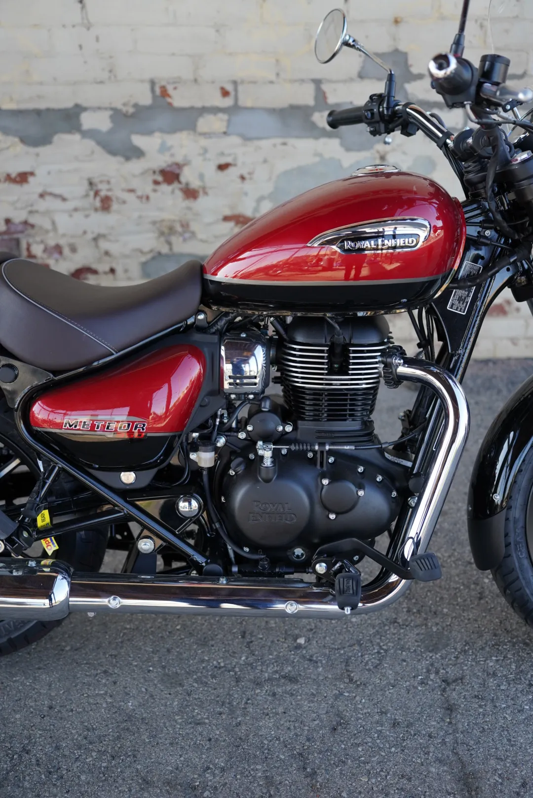DSC00635 2024 Royal Enfield Meteor 350 - Supernova Red