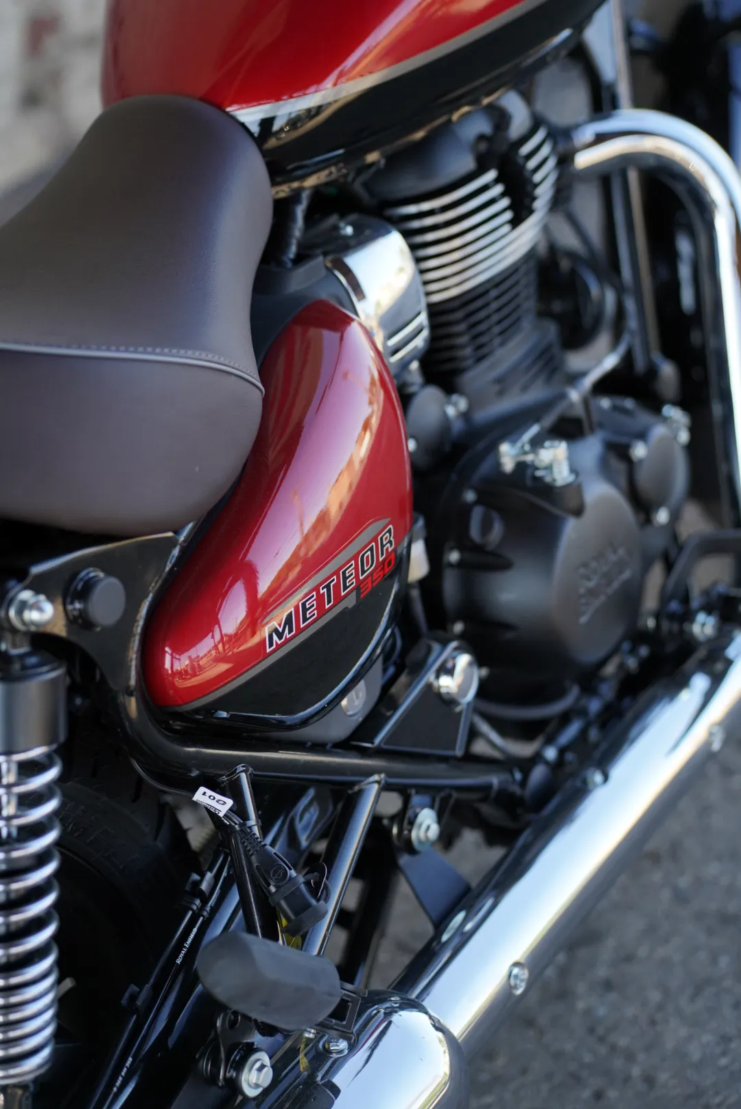 DSC00642 2024 Royal Enfield Meteor 350 - Supernova Red