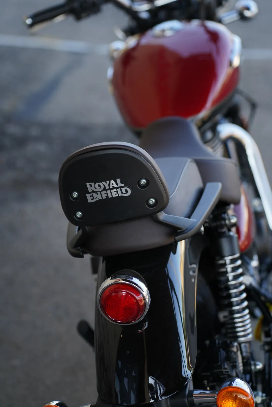 DSC00646 2024 Royal Enfield Meteor 350 - Supernova Red