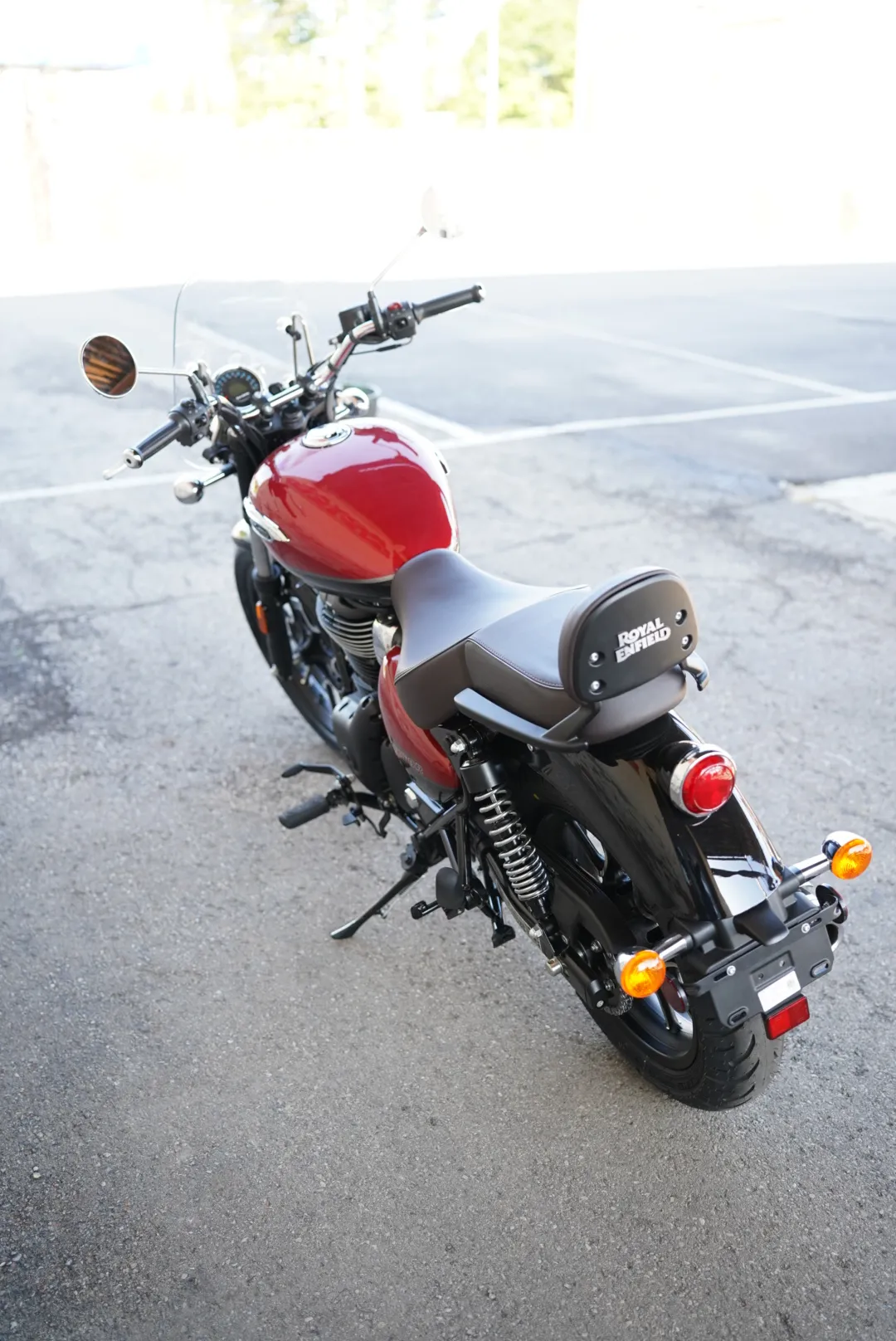 DSC00651 2024 Royal Enfield Meteor 350 - Supernova Red