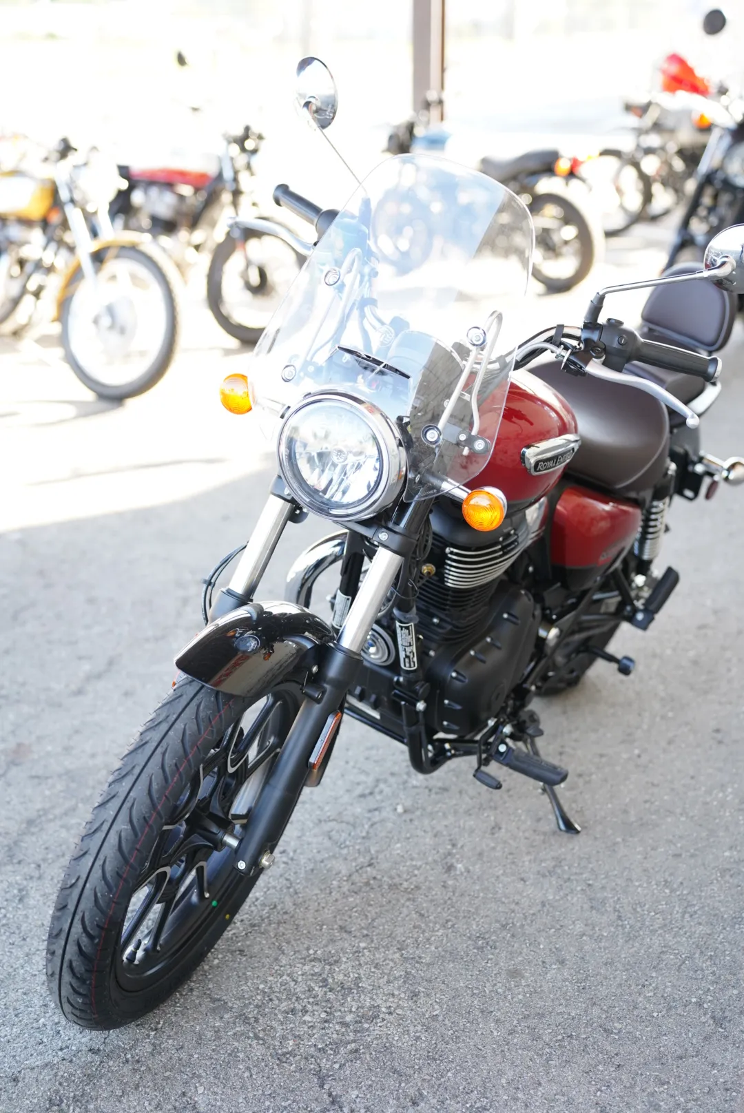 DSC00668 2024 Royal Enfield Meteor 350 - Supernova Red