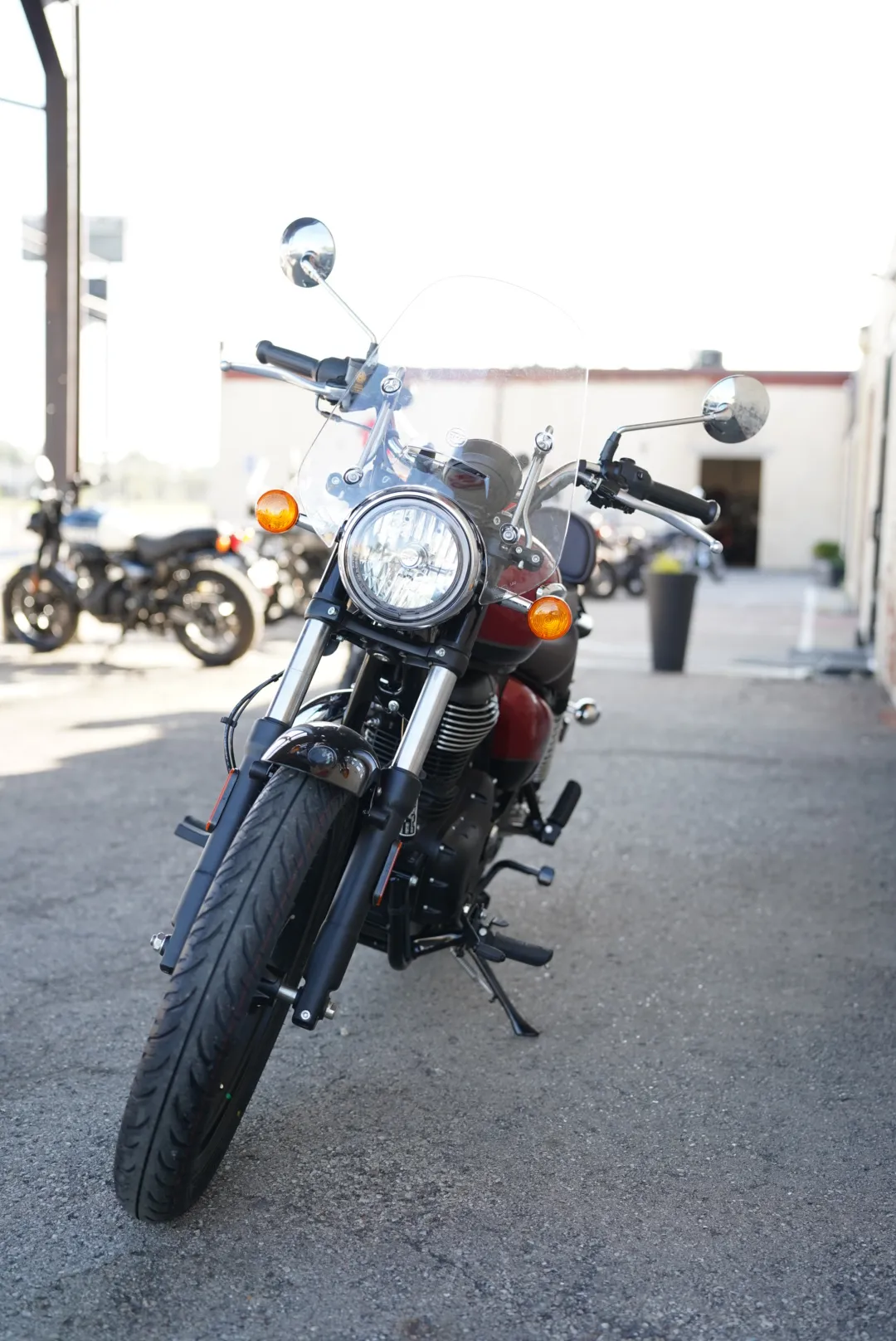 DSC00669 2024 Royal Enfield Meteor 350 - Supernova Red