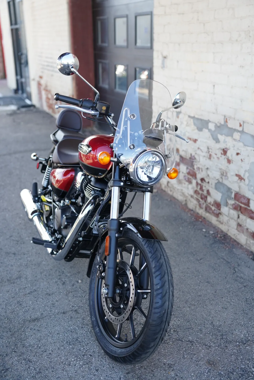 DSC00670 2024 Royal Enfield Meteor 350 - Supernova Red