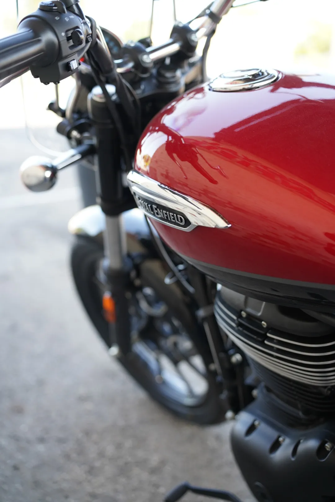DSC00678 2024 Royal Enfield Meteor 350 - Supernova Red