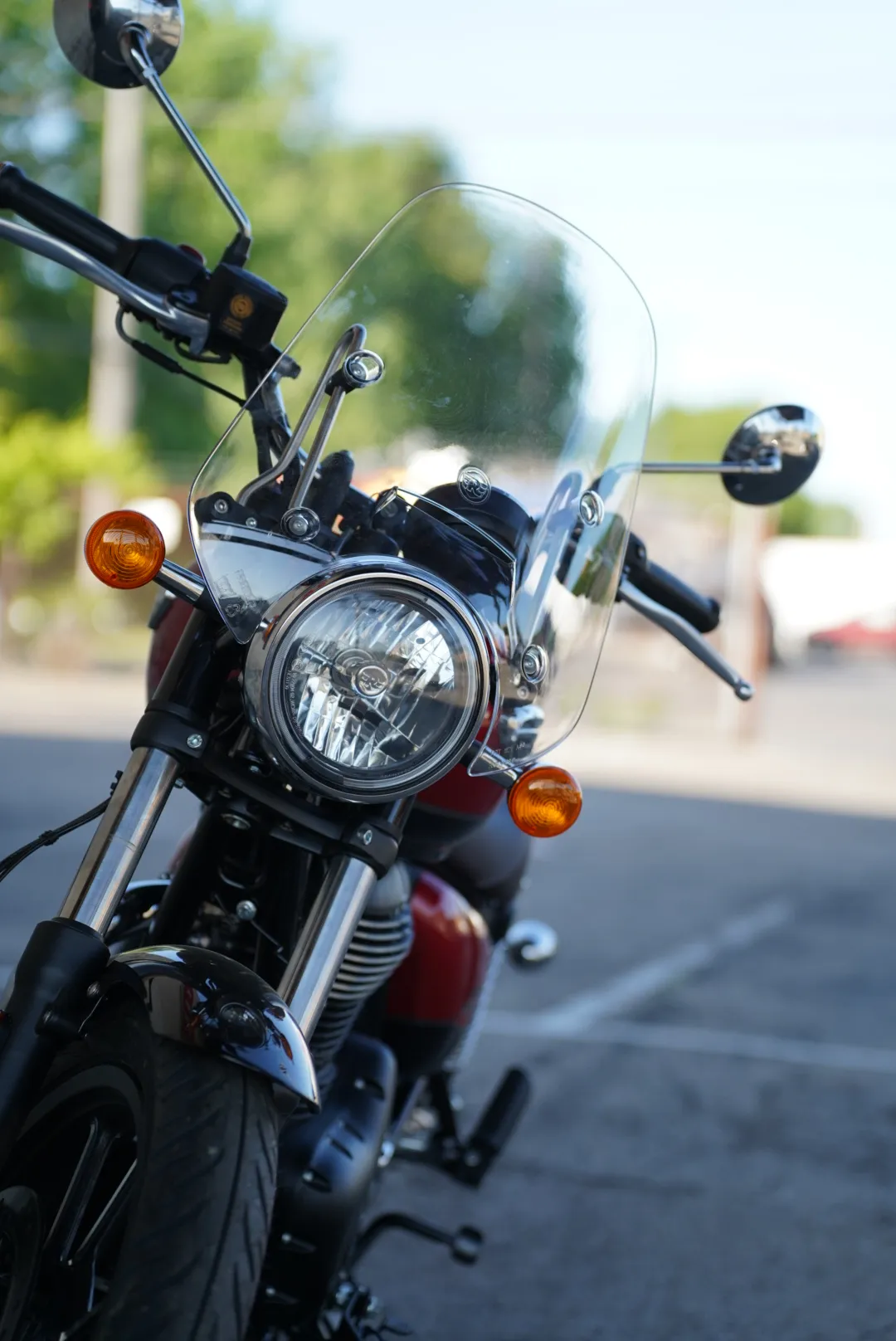 DSC00688 2024 Royal Enfield Meteor 350 - Supernova Red