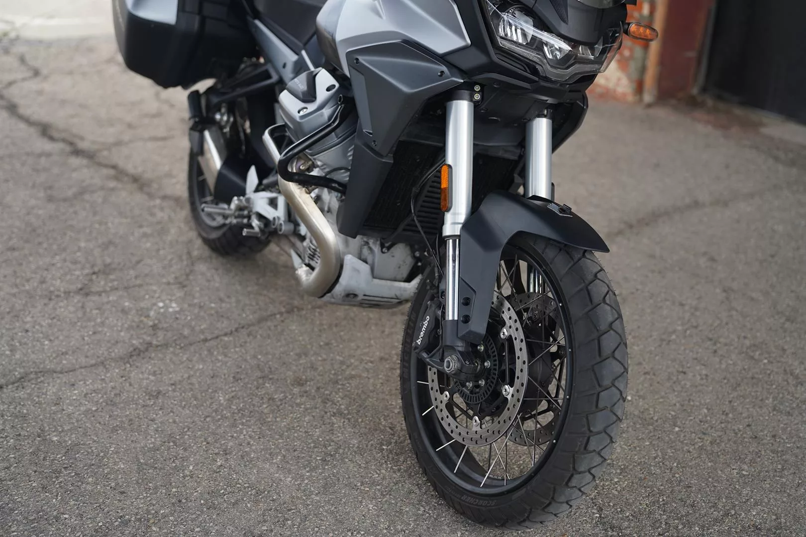 2023 Moto Guzzi Stelvio - Nero Vulcano - Image 66