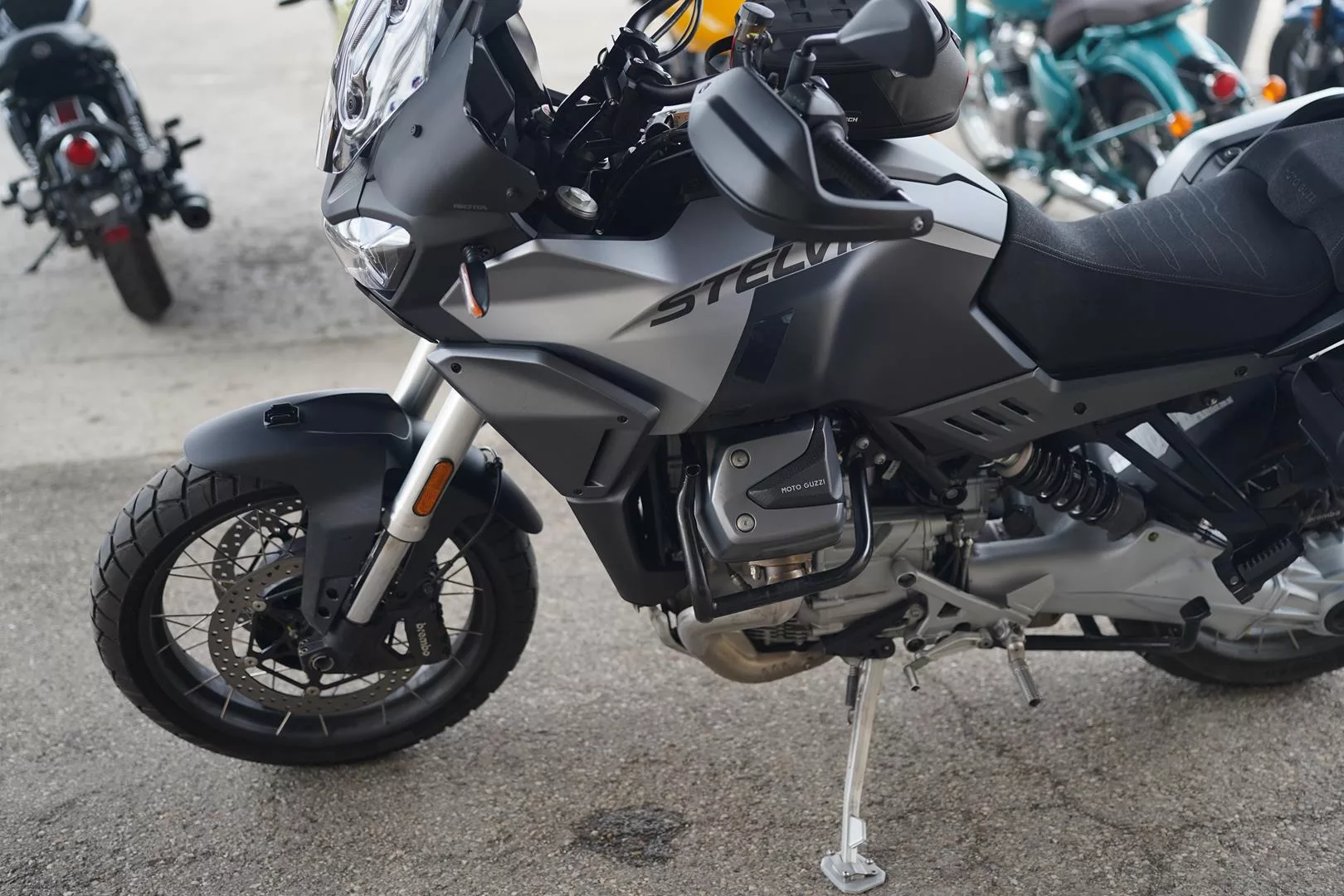 2023 Moto Guzzi Stelvio - Nero Vulcano - Image 25