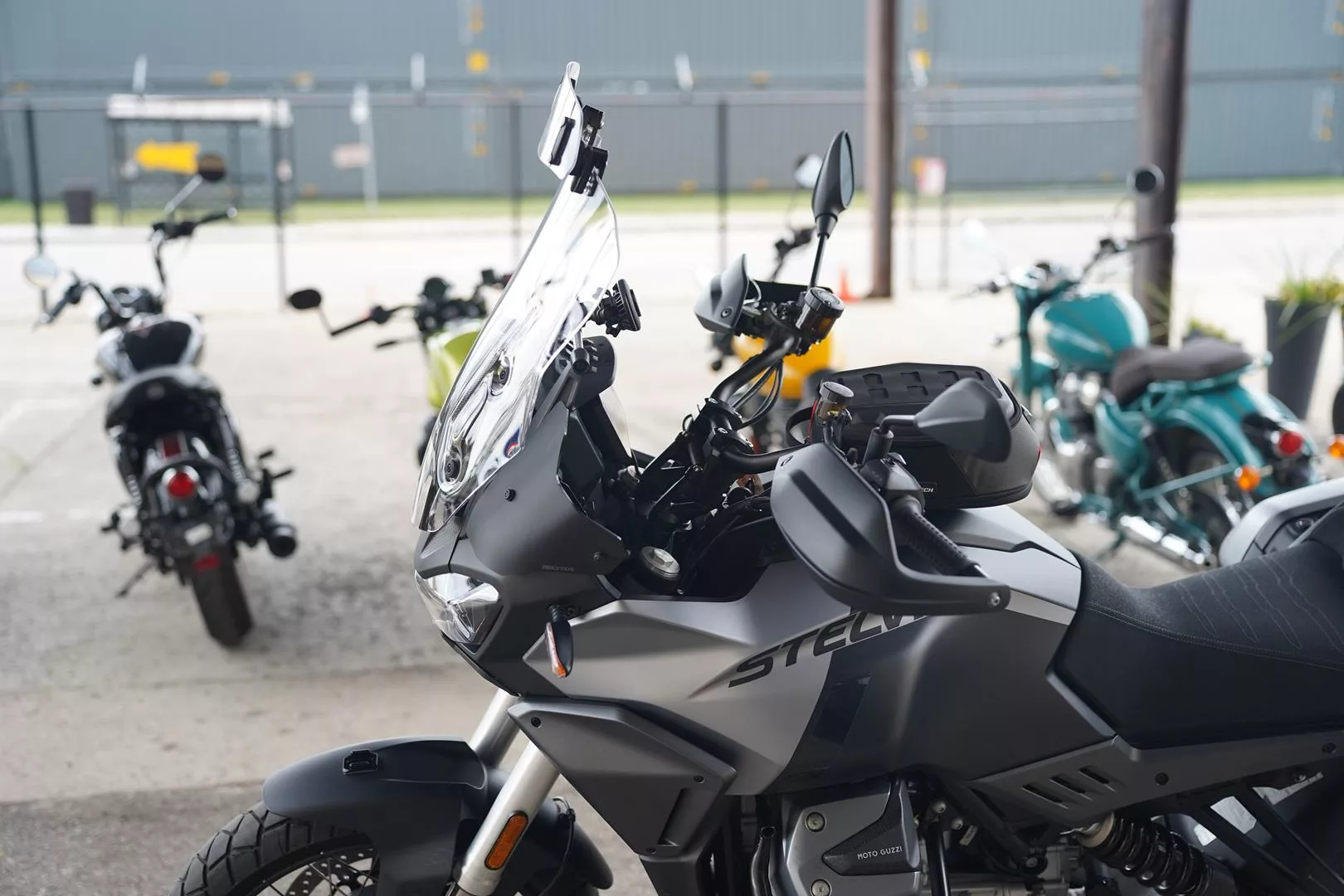 2023 Moto Guzzi Stelvio - Nero Vulcano - Image 24