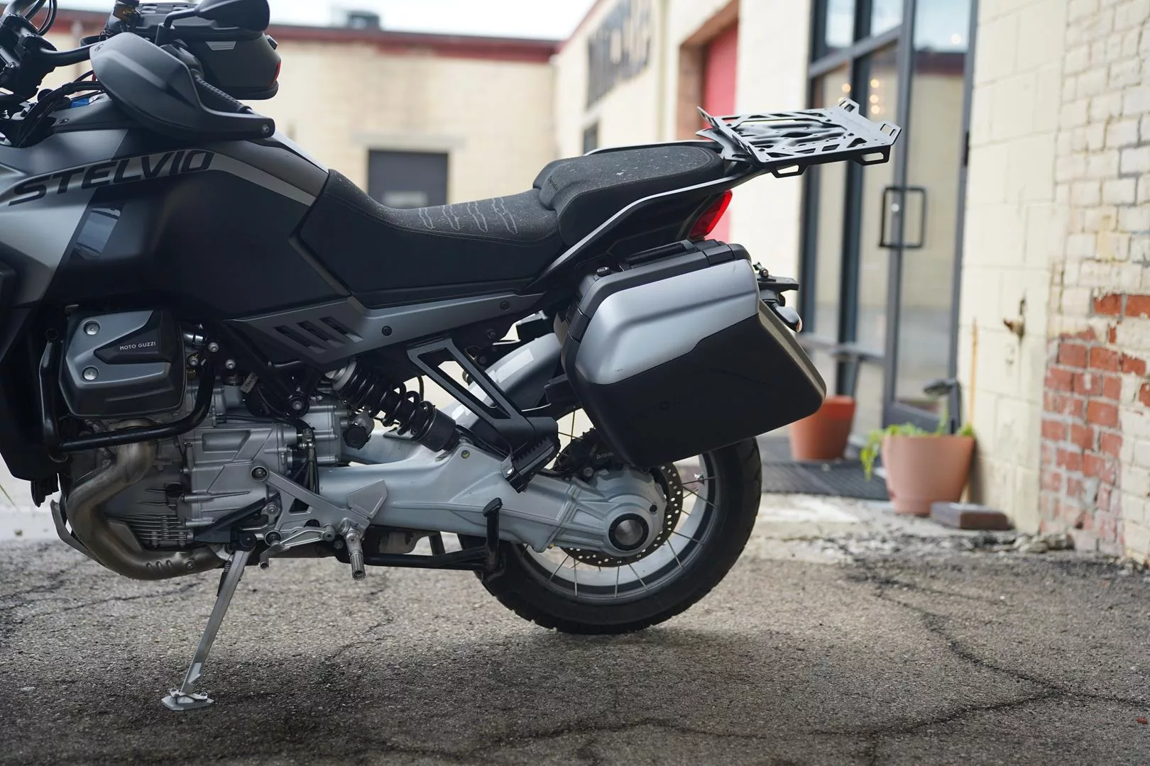2023 Moto Guzzi Stelvio - Nero Vulcano - Image 11